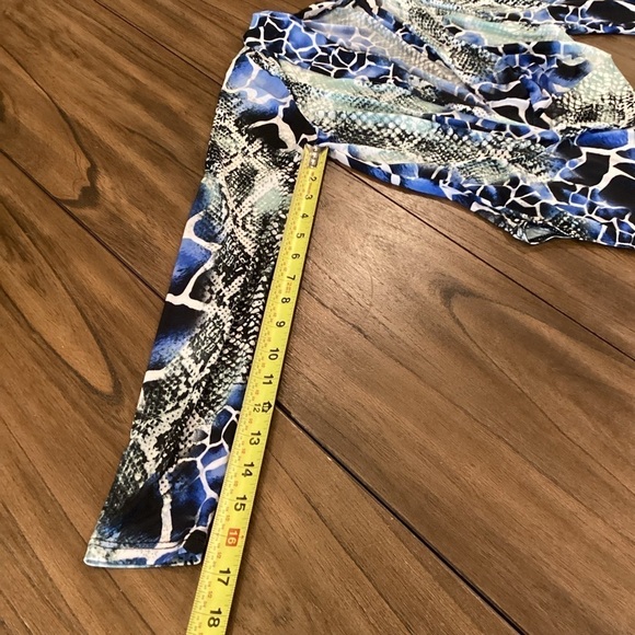 A3 snake skin pattern blue white faux wrap v neck low cut body suit size small - Picture 6 of 7